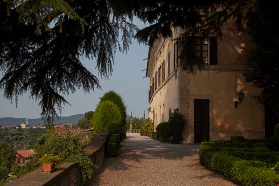 Castello di Bornato Castello di Bornato  